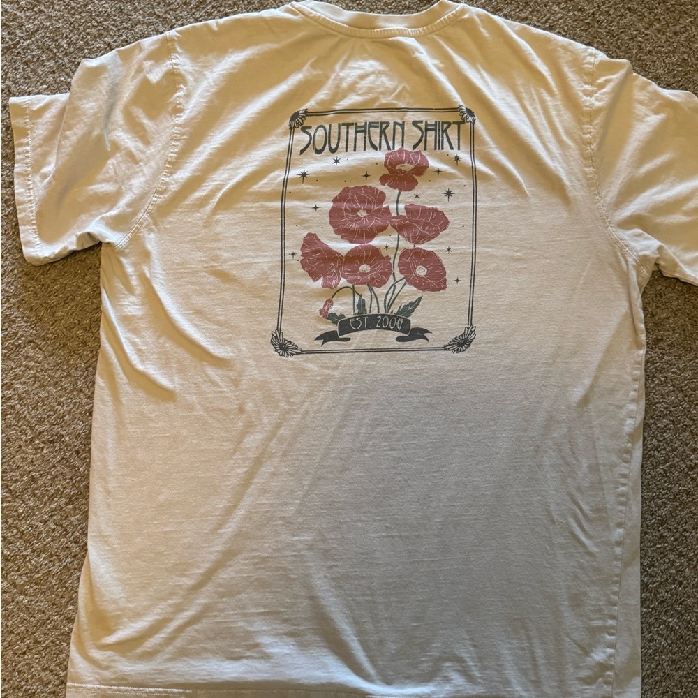 The Southern Shirt Company Cream Tee with Red Floral Design